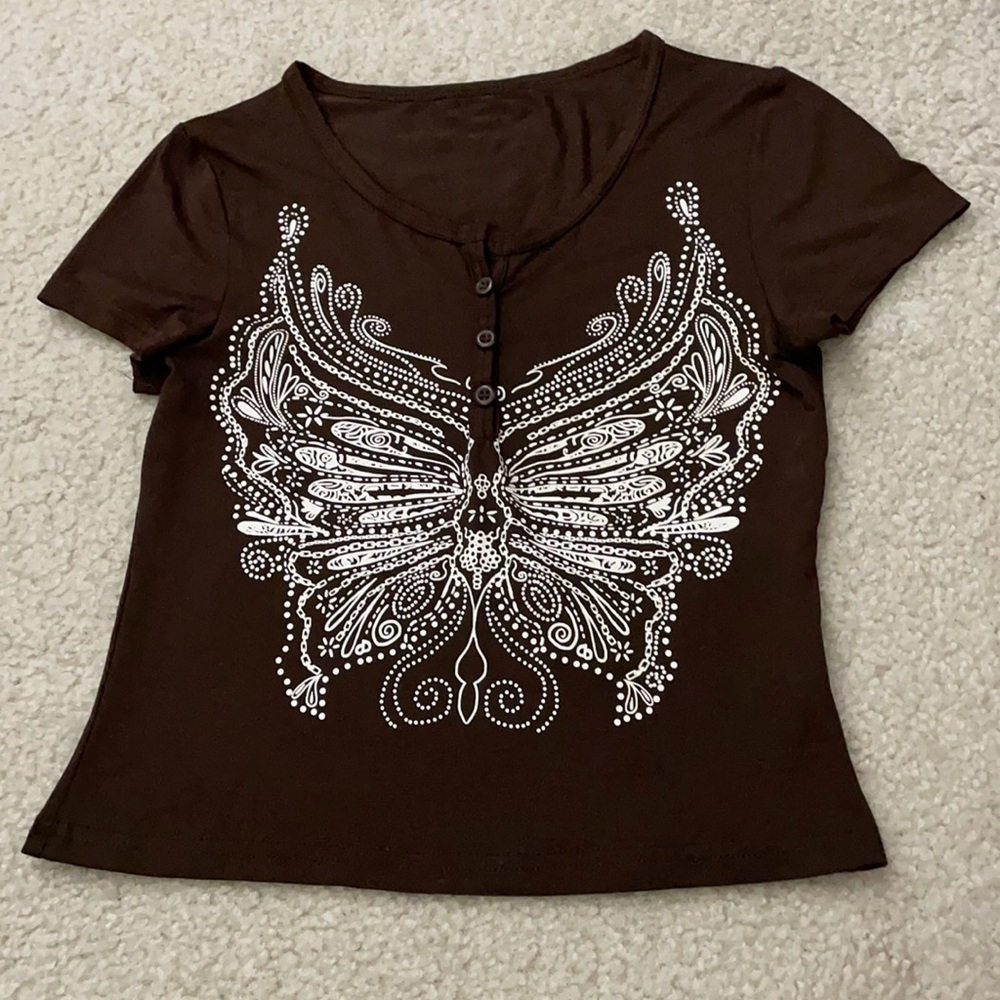 Graphic butterfly button top